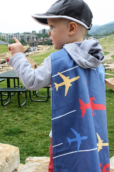 Reversible Sky Of Airplanes on Blue